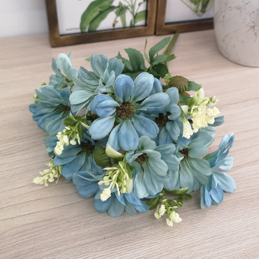 Искусственные цветы в Ульяновске | Цветы искусственные «Ромашки с бутонами», голубые, букет
