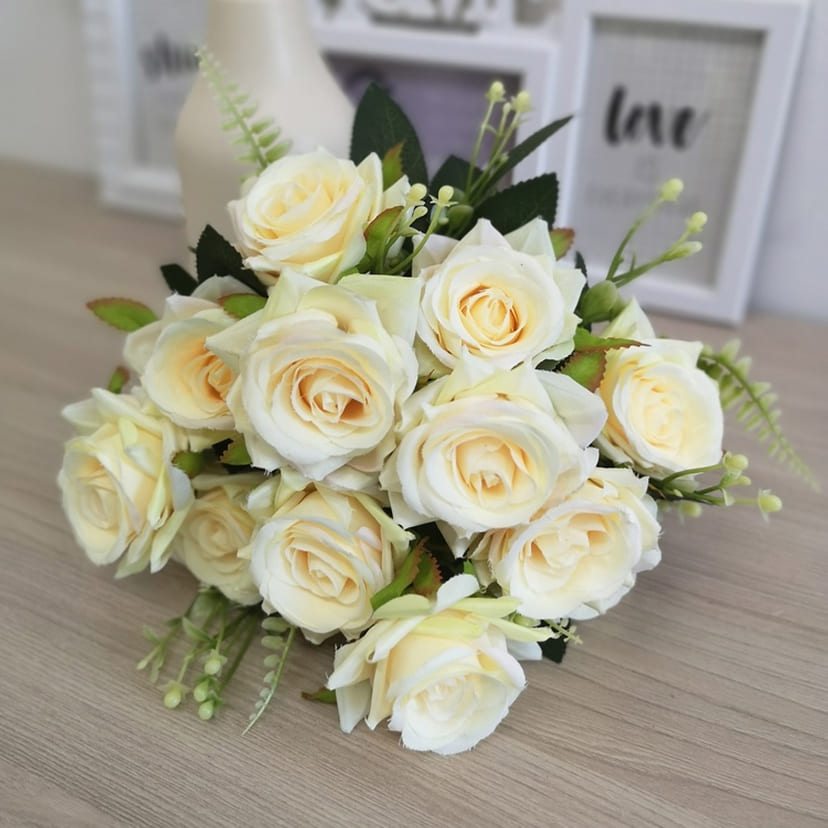 Искусственные цветы в Ульяновске | Цветы искусственные «Розы острые», молочно-персиковые, букет